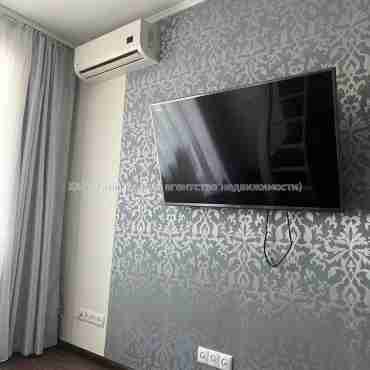 Продам квартиру, 23 Августа ул. , 1 кім., 33 м², евроремонт 