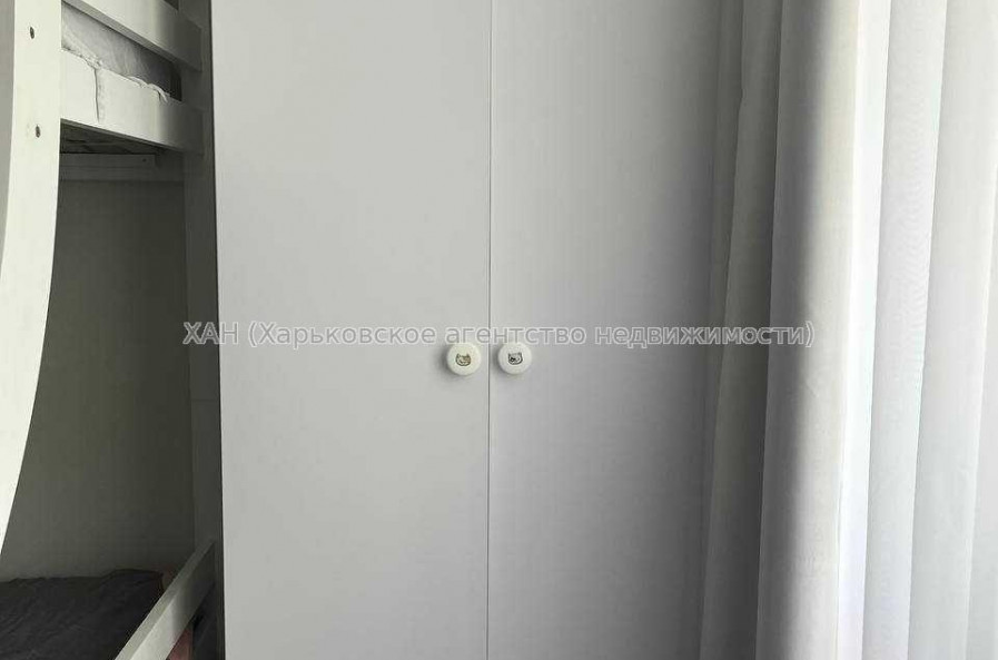 Продам квартиру, 23 Августа ул. , 1 кім., 33 м², евроремонт 