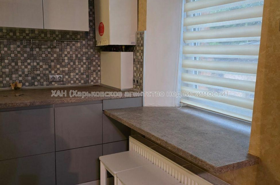 Продам квартиру, Троицкий пер. , 2  ком., 70 м², капитальный ремонт 