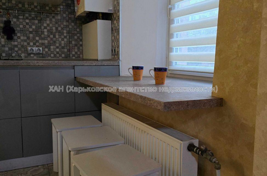 Продам квартиру, Троицкий пер. , 2  ком., 70 м², капитальный ремонт 