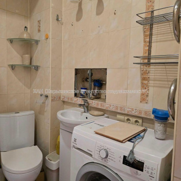 Продам квартиру, Троицкий пер. , 2  ком., 70 м², капитальный ремонт 