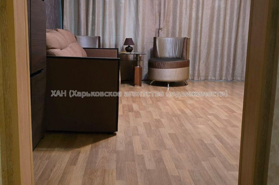 Продам квартиру, Троицкий пер. , 2  ком., 70 м², капитальный ремонт 