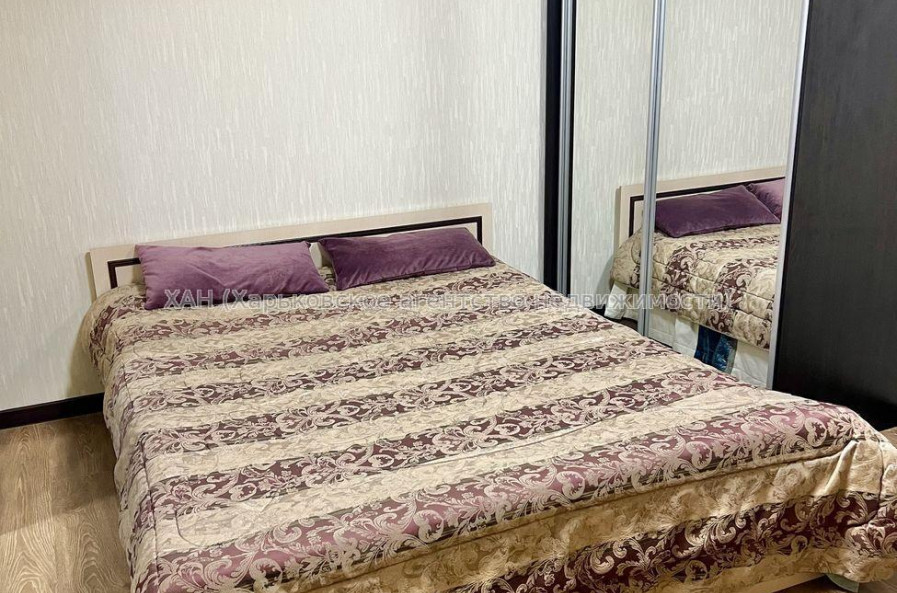 Продам квартиру, Победы просп. , 62Б , 1  ком., 27 м², евроремонт 