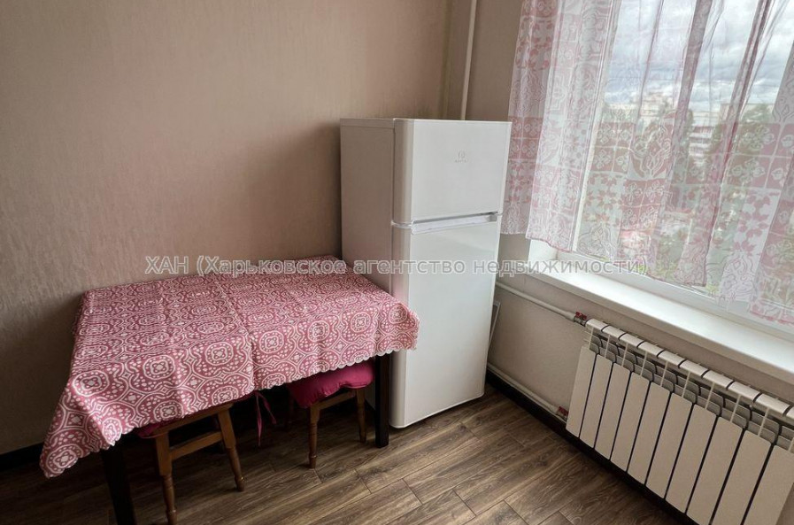 Продам квартиру, Победы просп. , 62Б , 1  ком., 27 м², евроремонт 