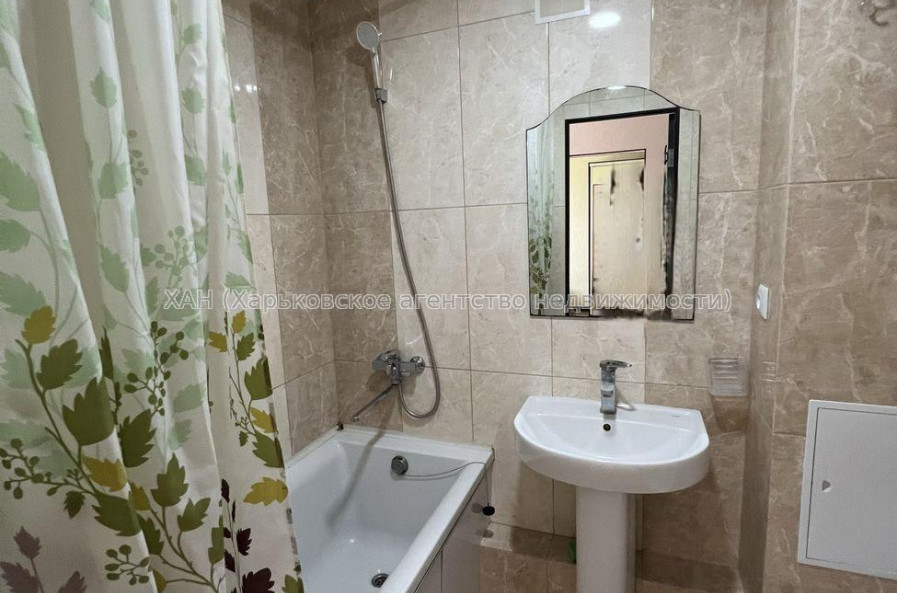 Продам квартиру, Победы просп. , 62Б , 1  ком., 27 м², евроремонт 