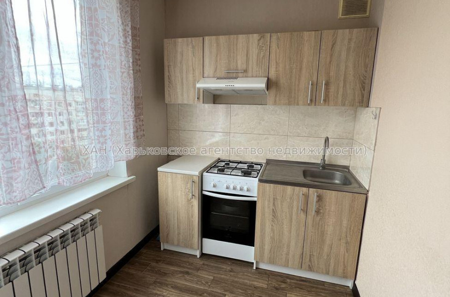 Продам квартиру, Победы просп. , 62Б , 1  ком., 27 м², евроремонт 