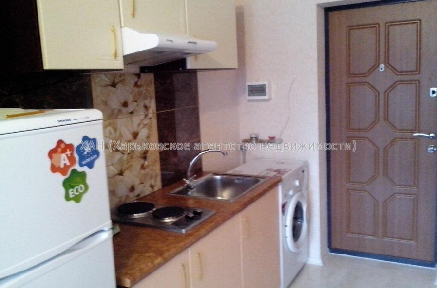 Продам квартиру, Шевченковский пер. , 1  ком., 19 м², капитальный ремонт 