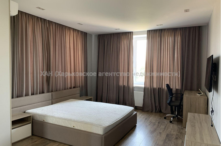Продам квартиру, Большая Панасовская ул. , 2 кім., 81.10 м², авторский дизайн 