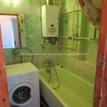 Продам квартиру, 2 кім., 50 м², косметический ремонт 