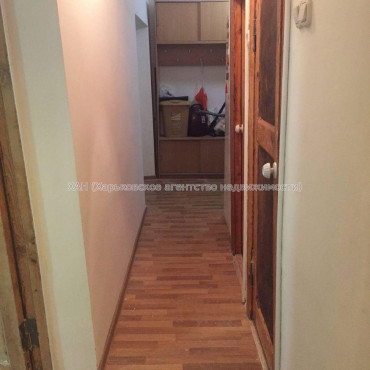 Продам квартиру, 2 кім., 50 м², косметический ремонт 