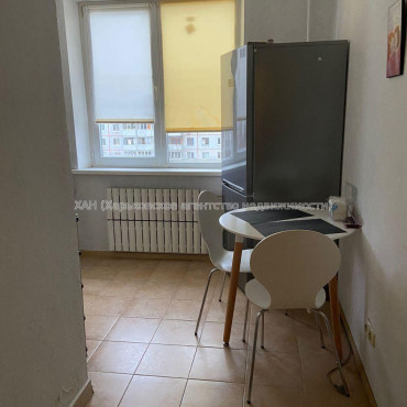 Продам квартиру, Победы просп. , 1 кім., 25.60 м², косметический ремонт 