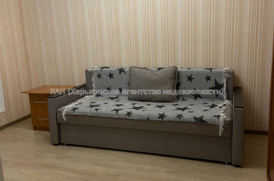 Продам квартиру, Победы просп. , 1  ком., 25.60 м², косметический ремонт 