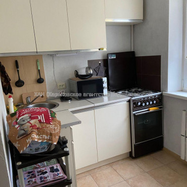 Продам квартиру, Победы просп. , 1 кім., 25.60 м², косметический ремонт 