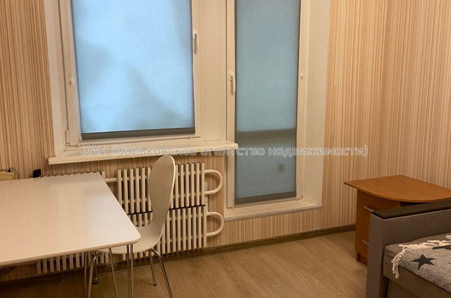 Продам квартиру, Победы просп. , 1  ком., 25.60 м², косметический ремонт 