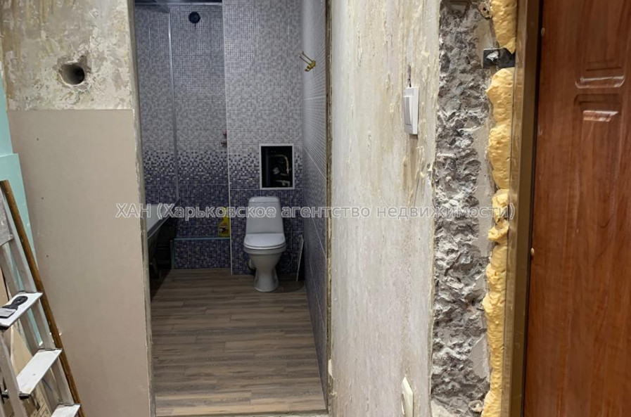 Продам квартиру, Юбилейный просп. , 2 кім., 50 м², частичный ремонт 