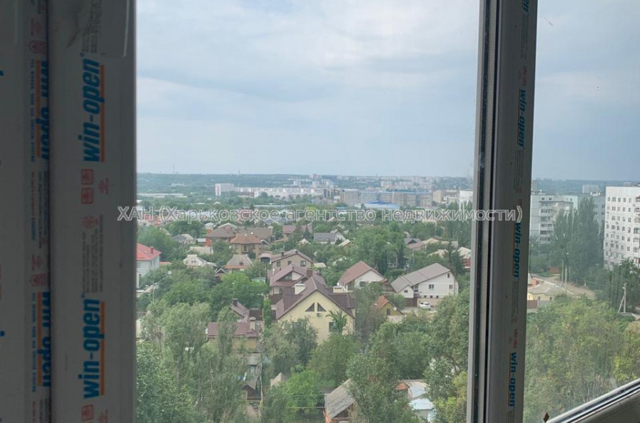 Продам квартиру, Юбилейный просп. , 2 кім., 50 м², частичный ремонт 