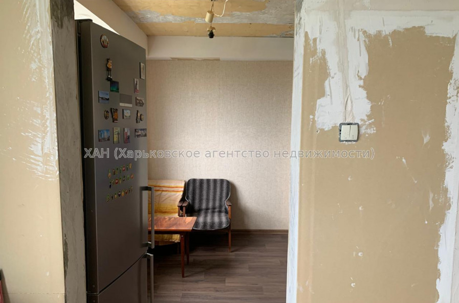 Продам квартиру, Юбилейный просп. , 2 кім., 50 м², частичный ремонт 