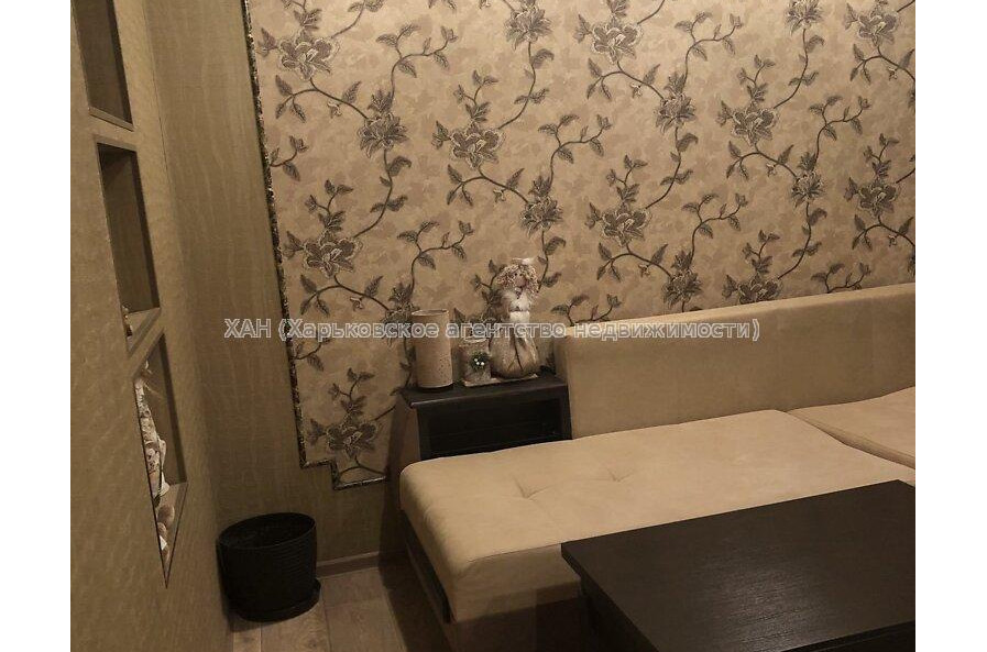 Продам квартиру, Валерия Романовского ул. , 2  ком., 45 м², евроремонт 