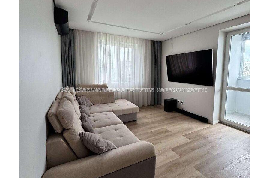 Продам квартиру, Героев Харькова просп. , 2 кім., 78 м², евроремонт 