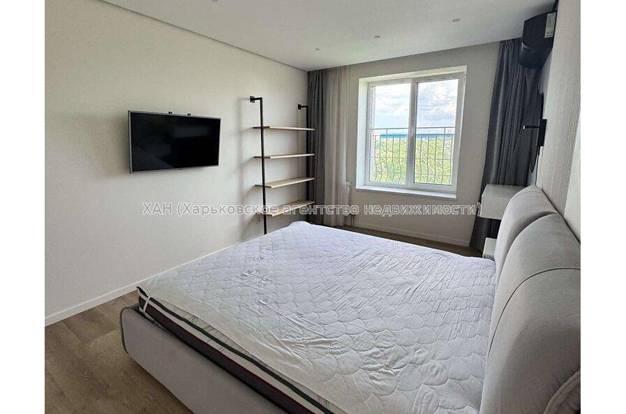 Продам квартиру, Героев Харькова просп. , 2 кім., 78 м², евроремонт 