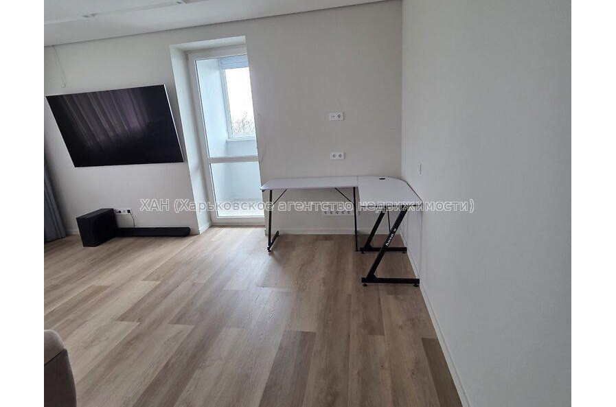 Продам квартиру, Героев Харькова просп. , 2 кім., 78 м², евроремонт 