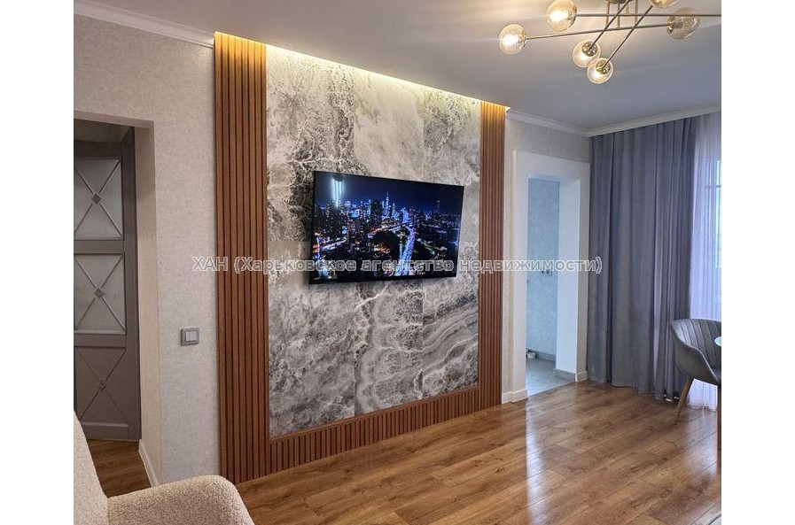 Продам квартиру, Тракторостроителей просп. , 3  ком., 72 м², евроремонт 