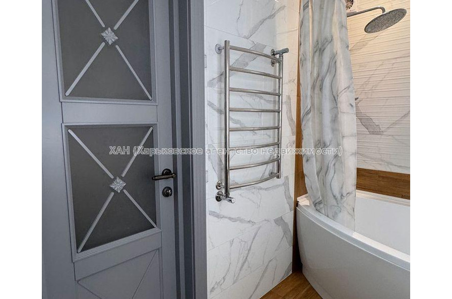 Продам квартиру, Тракторостроителей просп. , 3  ком., 72 м², евроремонт 