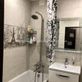 Продам квартиру, 23 Августа ул. , 2 кім., 46 м², капитальный ремонт 