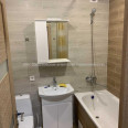 Продам квартиру, Ньютона ул. , 1 кім., 35 м², евроремонт 