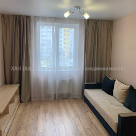 Продам квартиру, Ньютона ул. , 1 кім., 35 м², евроремонт