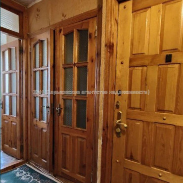 Продам квартиру, Болгарская ул. , 3 кім., 64 м², косметический ремонт 