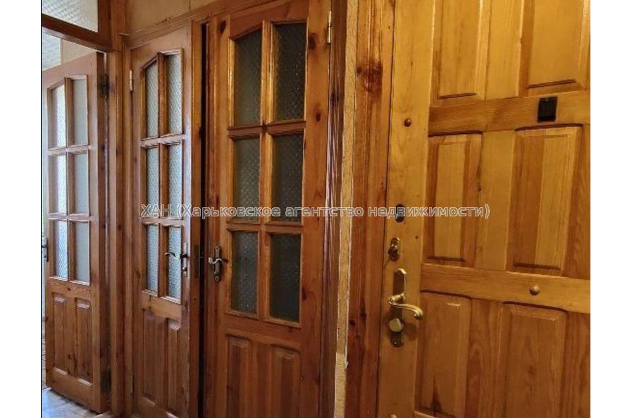 Продам квартиру, Болгарская ул. , 3 кім., 64 м², косметический ремонт 