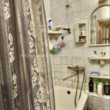 Продам квартиру, Болгарская ул. , 3 кім., 64 м², косметический ремонт 