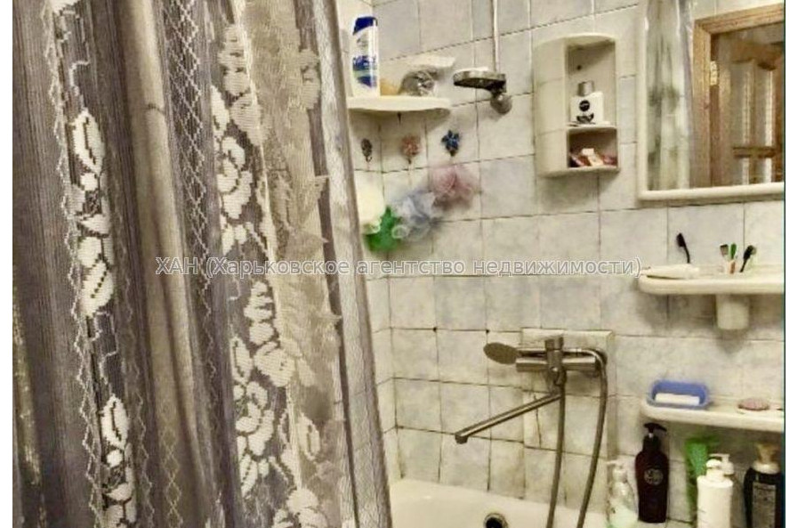 Продам квартиру, Болгарская ул. , 3 кім., 64 м², косметический ремонт 