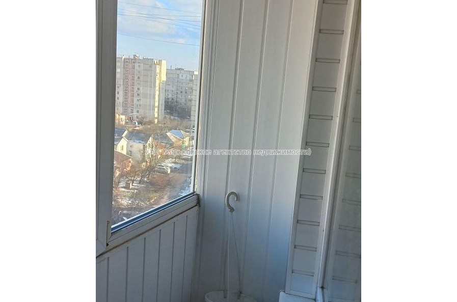 Продам квартиру, Болгарская ул. , 3  ком., 64 м², косметический ремонт 