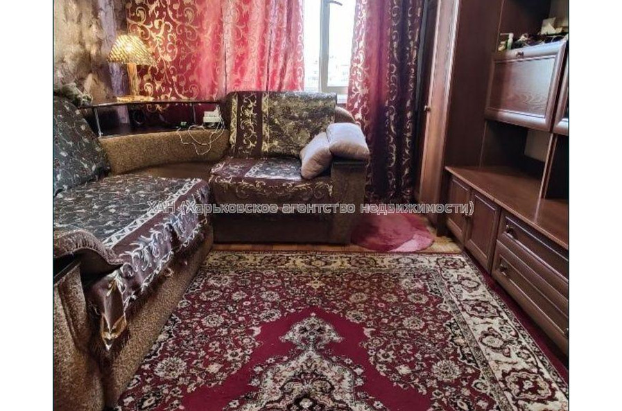 Продам квартиру, Болгарская ул. , 3 кім., 64 м², косметический ремонт 