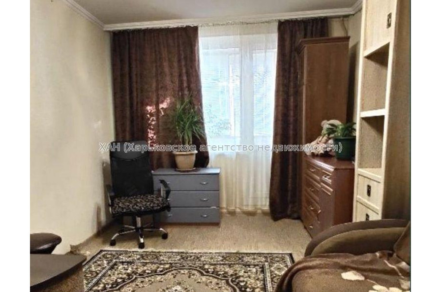 Продам квартиру, Болгарская ул. , 3 кім., 64 м², косметический ремонт 