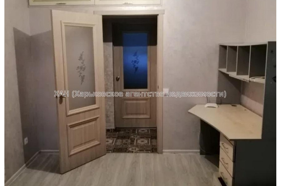 Продам квартиру, Петра Григоренко пр-т , 2 кім., 45 м², частичный ремонт 