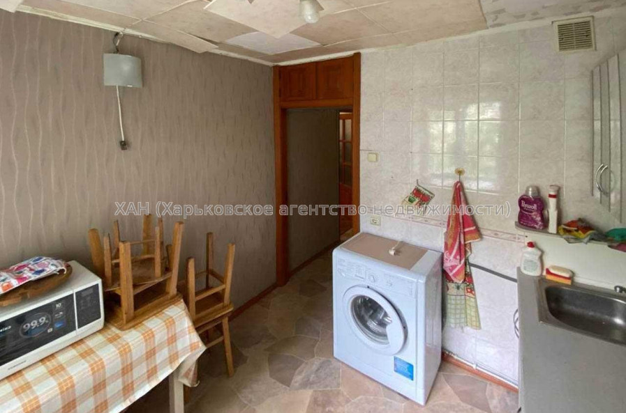 Продам квартиру, 2  ком., 43.90 м², советский ремонт 