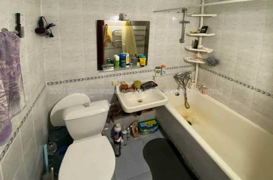 Продам квартиру, 2  ком., 43.90 м², советский ремонт 