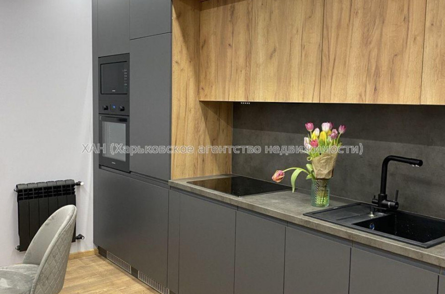 Продам квартиру, Клочковская ул. , 1  ком., 54.80 м², авторский дизайн 