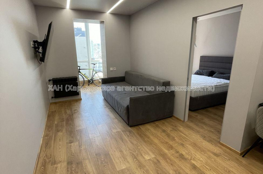 Продам квартиру, Клочковская ул. , 1  ком., 54.80 м², авторский дизайн 