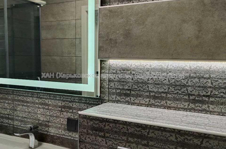 Продам квартиру, Академика Павлова ул. , 1 кім., 48 м², авторский дизайн 
