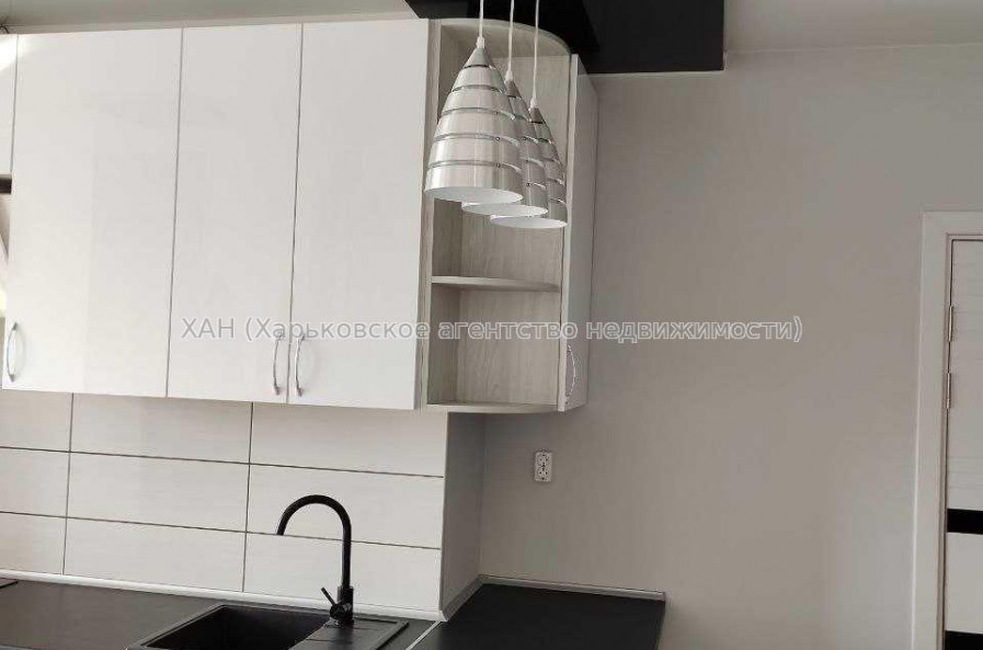 Продам квартиру, Академика Павлова ул. , 1 кім., 48 м², авторский дизайн 