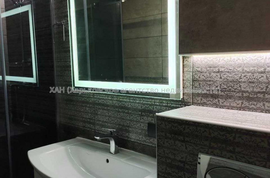 Продам квартиру, Академика Павлова ул. , 1 кім., 48 м², авторский дизайн 