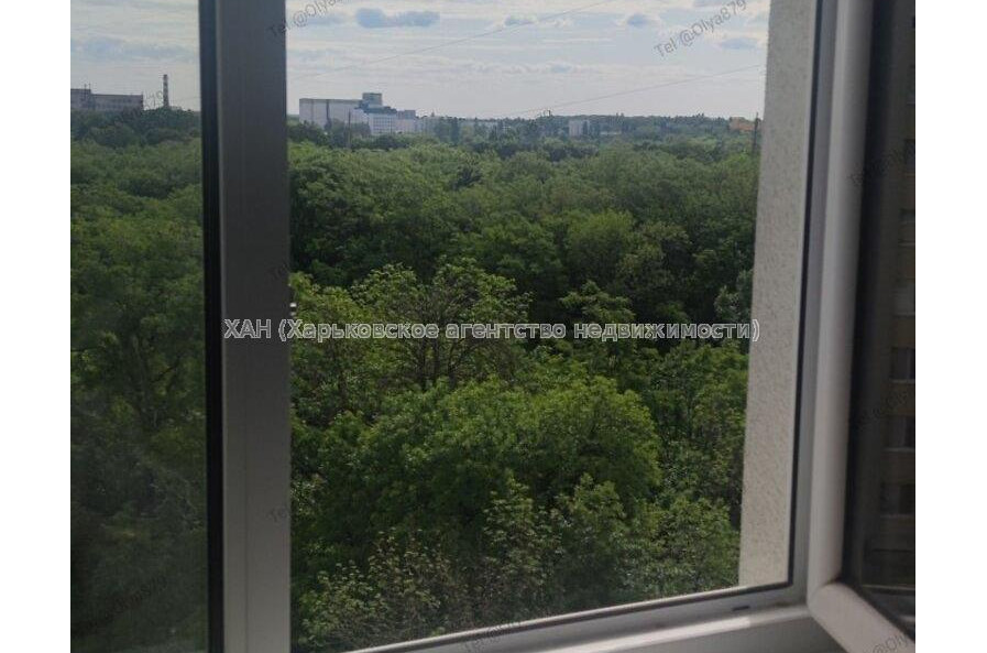 Продам квартиру, Зубарева Александра ул. , 2 кім., 64.80 м², евроремонт 