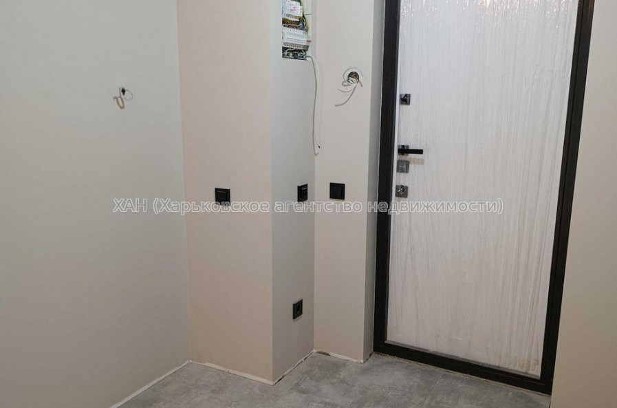 Продам квартиру, Героев Харькова просп. , 3  ком., 101 м², без отделочных работ 