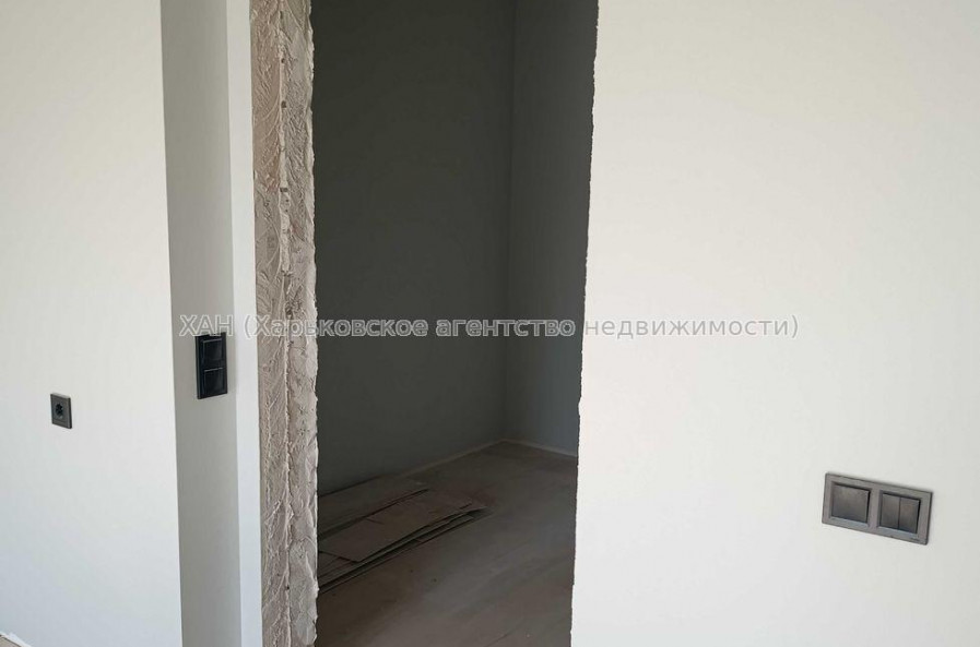 Продам квартиру, Героев Харькова просп. , 3  ком., 101 м², без отделочных работ 