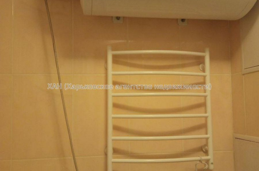 Продам квартиру, Каденюка ул. , 2  ком., 44.50 м², косметический ремонт 