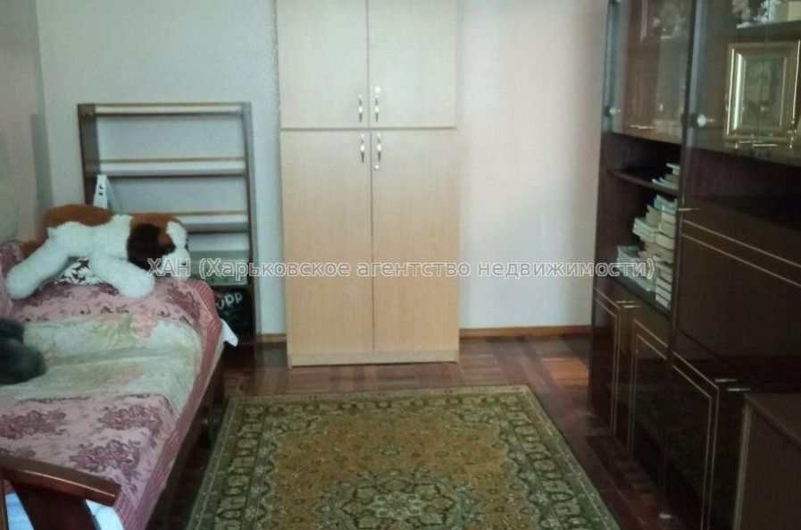 Продам квартиру, Каденюка ул. , 2  ком., 44.50 м², косметический ремонт 